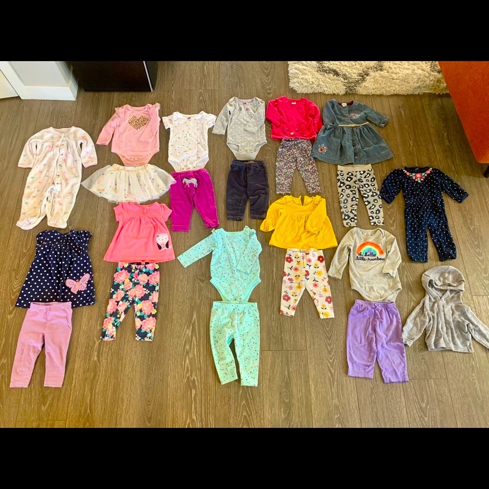 🌟HUGE 6-9 month fall/winter girl lot!!!!🌟